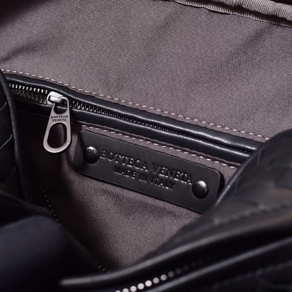 ボッテガヴェネタバッグ着用イメージ